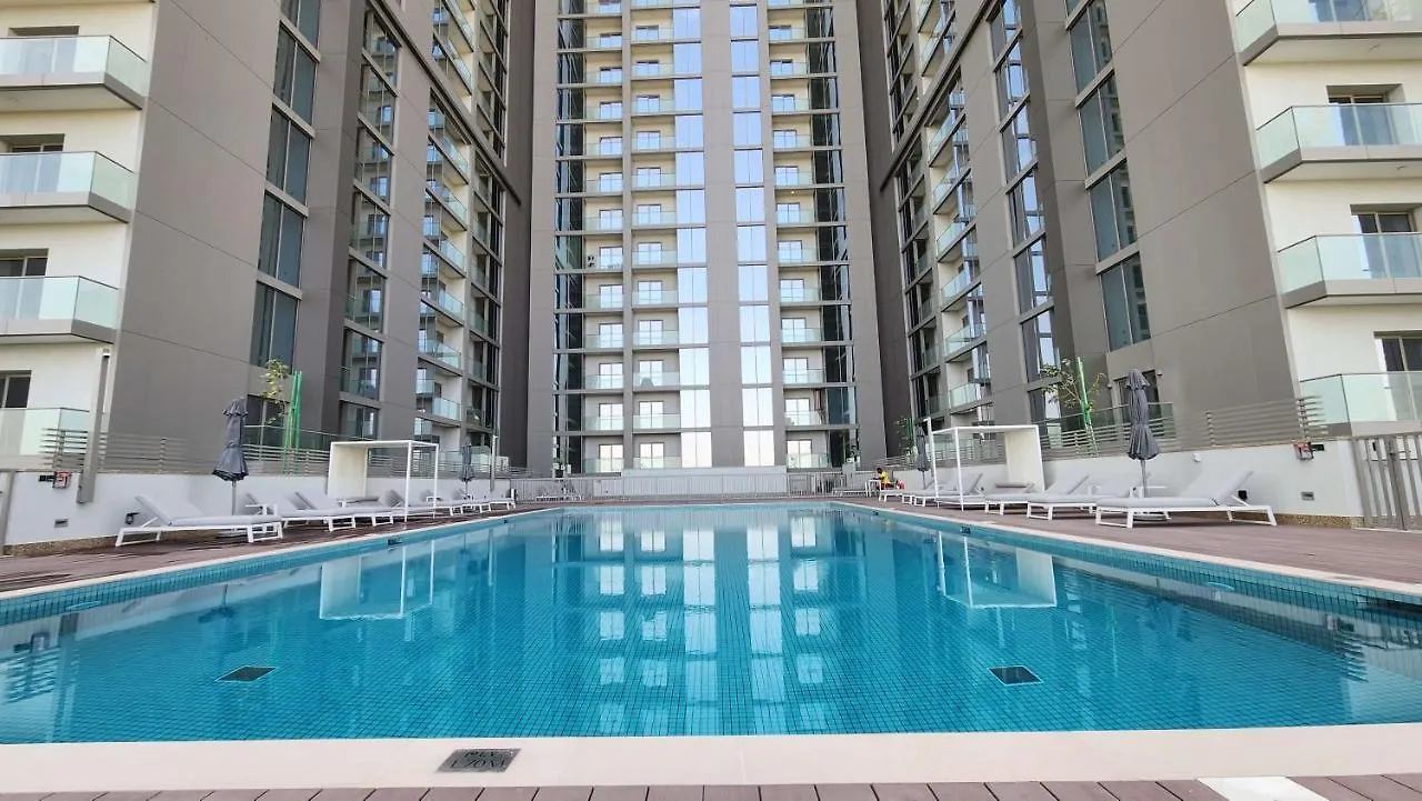 Stay By Latinem Luxury 1Br Holiday Home Cvr A2006 Near Burj Khalifa Dubai United Arab Emirates